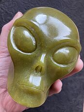 Alien Head Crystal Carving in Green Serpentine #ji3aB9UHoeM