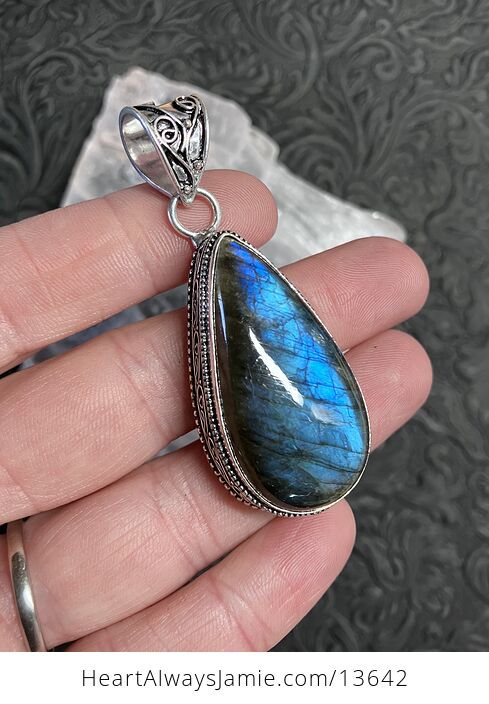 Antique Styled Dark Blue Flash Labradorite Pendant Stone Crystal Jewelry - #4Yt1trhheZk-4