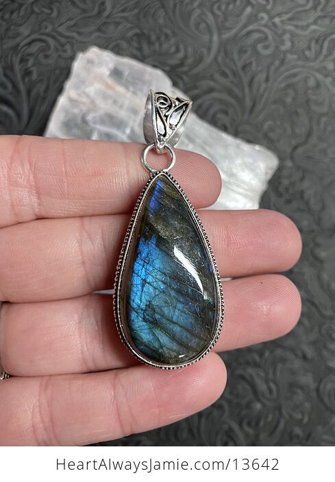 Antique Styled Dark Blue Flash Labradorite Pendant Stone Crystal Jewelry - #4Yt1trhheZk-3