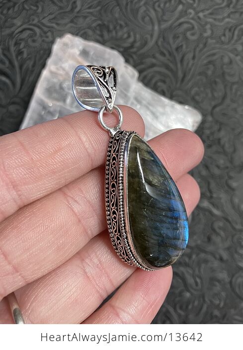 Antique Styled Dark Blue Flash Labradorite Pendant Stone Crystal Jewelry - #4Yt1trhheZk-5