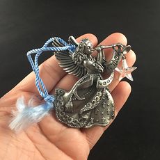Avon Collectible Pewter Annual Christmas Ornament 2002 Angel with Pouch #QMUPUtBO0fs