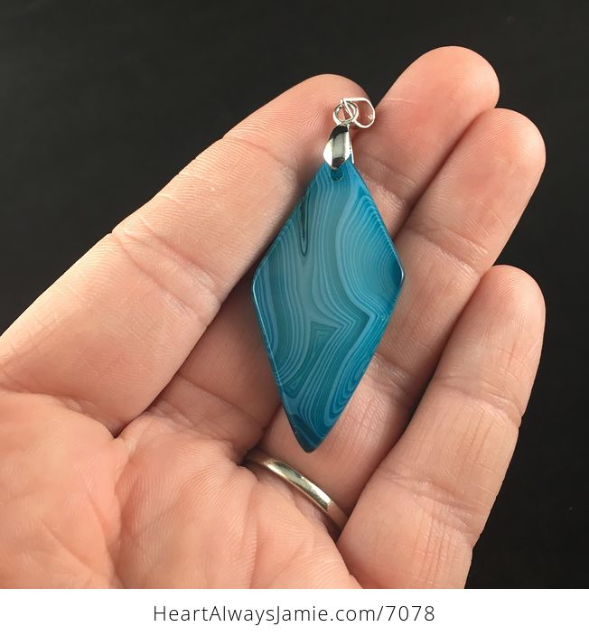 Beautiful Blue Diamond Shaped Agate Stone Jewelry Pendant - #SO51FqVAzNY-5