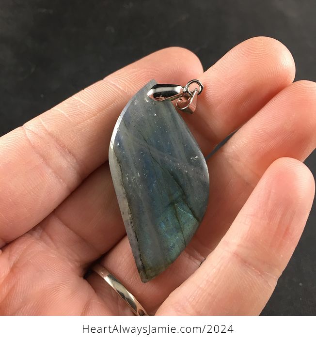 Beautiful Gray and Blue Labradorite Stone Pendant Necklace - #UW5Ed1sKTVw-2