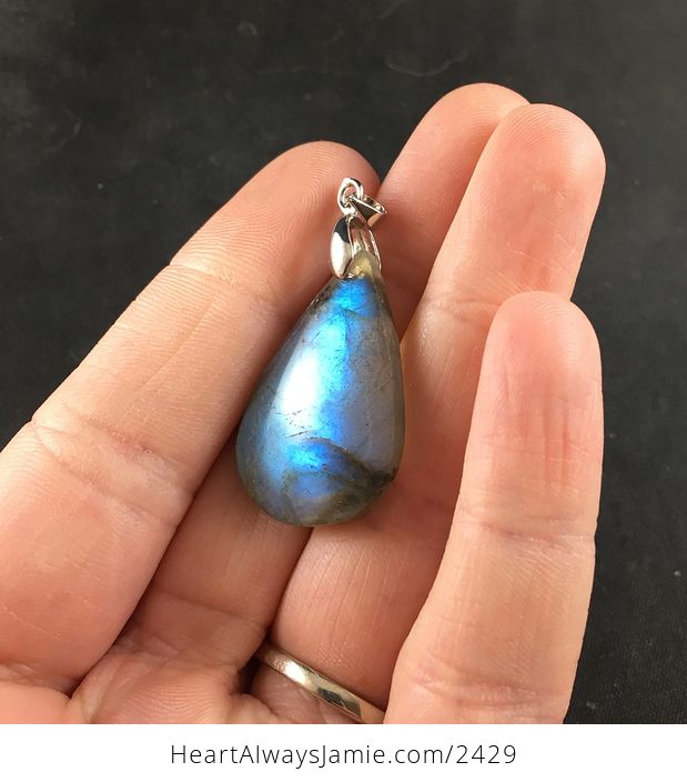 Beautiful Gray Blue Labradorite Stone Pendant Necklace - #lkl48aTwciw-3