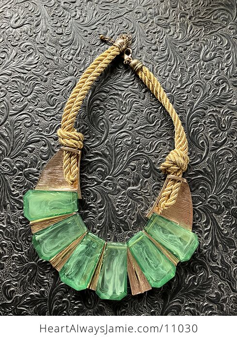 Beautiful Green and Hammered Gold Toned Bib Necklace - #HfZ6PpBpr54-1