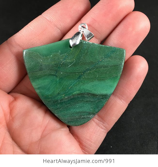 Beautiful Shield Shaped Green Natural African Transvaal Jade Stone Pendant Necklace - #DwSViF4VhBo-2