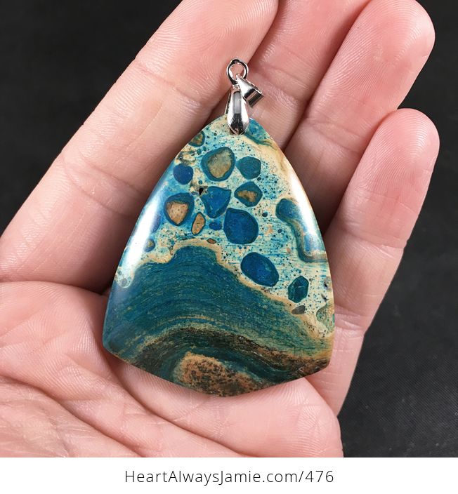 Beautiful Triangle Shaped Blue and Tan Choi Finches Stone Pendant - #ZBmm6Y0iB7M-1