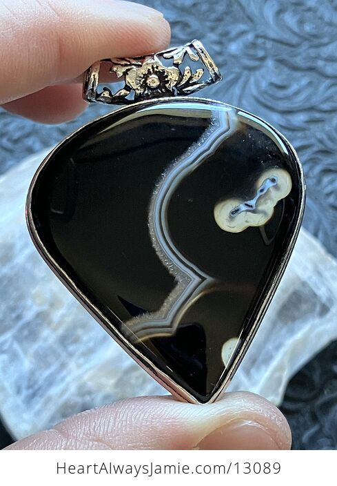 Black Banded Onyx Agate Pendant Gemstone Crystal Jewelry - #KlmEbDtuTM8-2