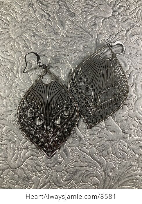 Black Metal Ornate Goth Heart Earrings - #IS0qNGsR5jw-3