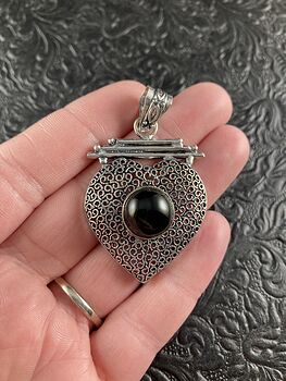 Black Onyx Crystal Stone and Silver Heart Jewelry Pendant #9rrTuxnxRK8