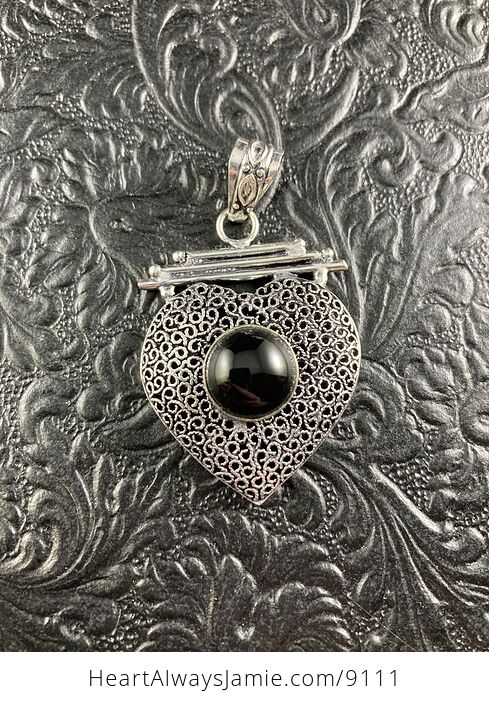 Black Onyx Crystal Stone and Silver Heart Jewelry Pendant - #9rrTuxnxRK8-3