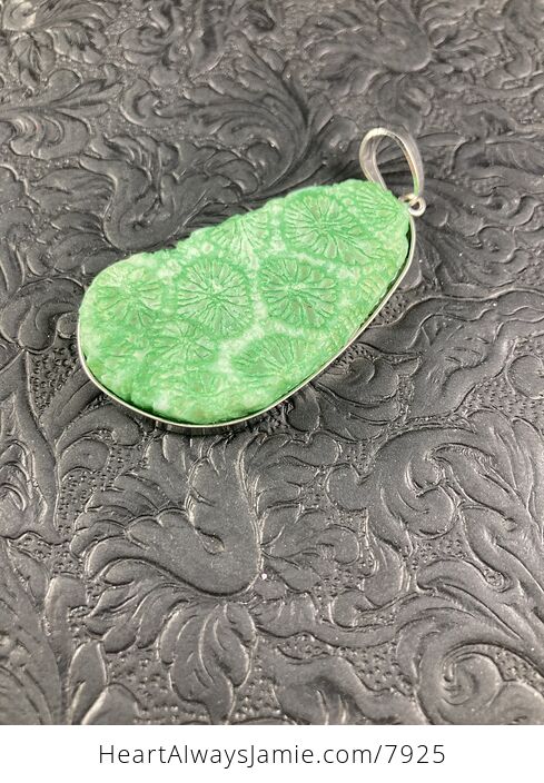 Bright Green Nipomo Coral Fossil Wire Framed Stone Pendant - #uoxeGyPSZqU-3