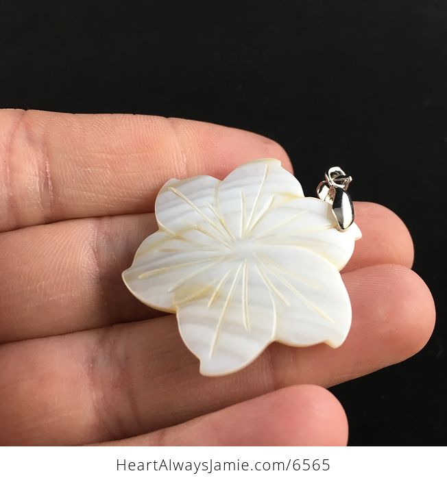 Carved White Shell Flower Jewelry Pendant - #5Uwnjkgermw-3