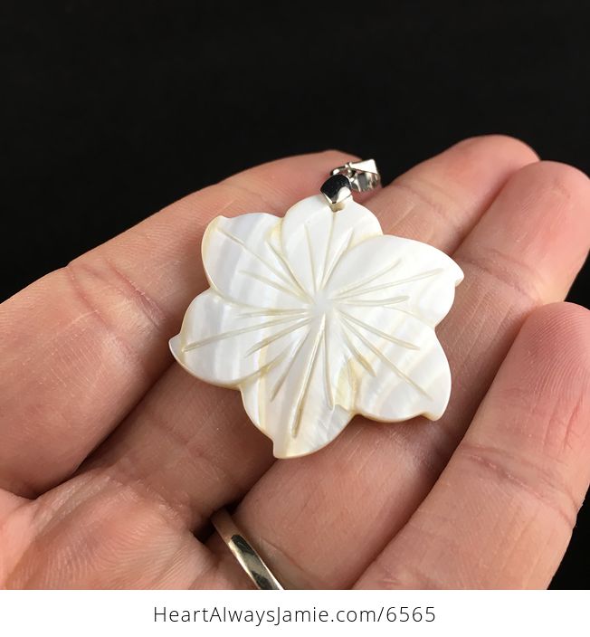 Carved White Shell Flower Jewelry Pendant - #5Uwnjkgermw-2