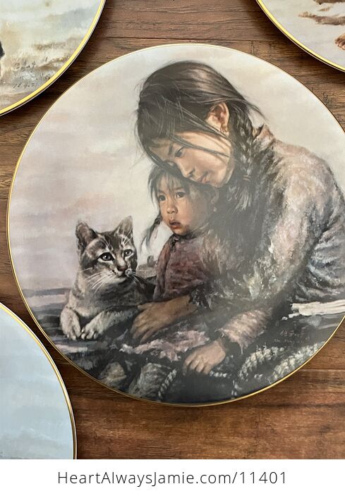 Collectible Plates Children of Aberdeen by Kee Fung Ng Artists of the World Bradex - #qF3ia73I8p0-4