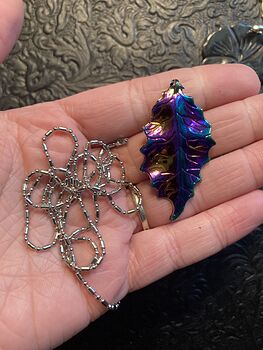 Colorful Chameleon Metal Leaf Pendant Necklace Jewelry #kq7EHLrmOWw