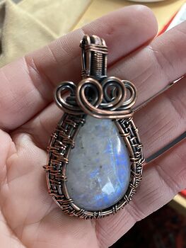 Copper Wire Wrapped Rainbow Moonstone Gemstone Crystal Jewelry Pendant #tTiEhriaxU4