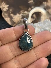 Dainty Sparkly Blue Apatite Stone Crystal Jewelry Pendant #SZXf18O4Jeg