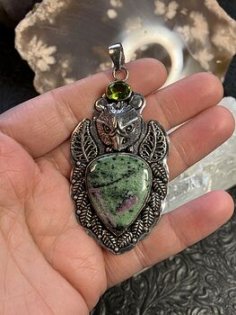 Eagle Peridot and Ruby Zoisite Crystal Stone Jewelry Pendant #HUMjwuS13qg