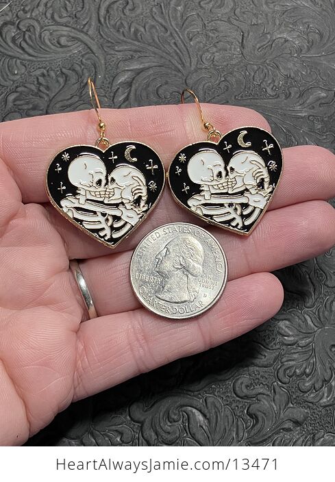 Embracing Kissing Skeleton Halloween Witchy Earrings - #jZi7vmqTZSc-4