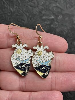 Enamel Whale in the Ocean Anatomical Heart Earrings #kXQrBHGepws