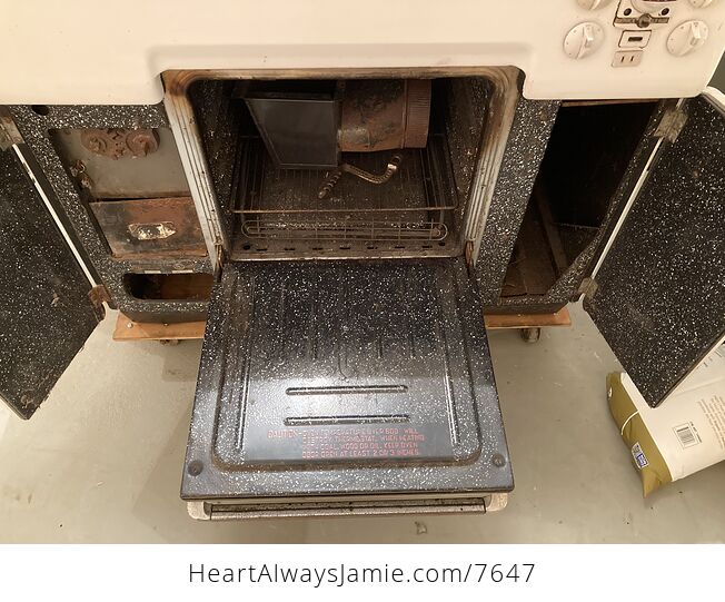 Extremely Rare 1940s Majestic Dual Wood and Coal and Electric Range - #zjXUoAEiM9k-9