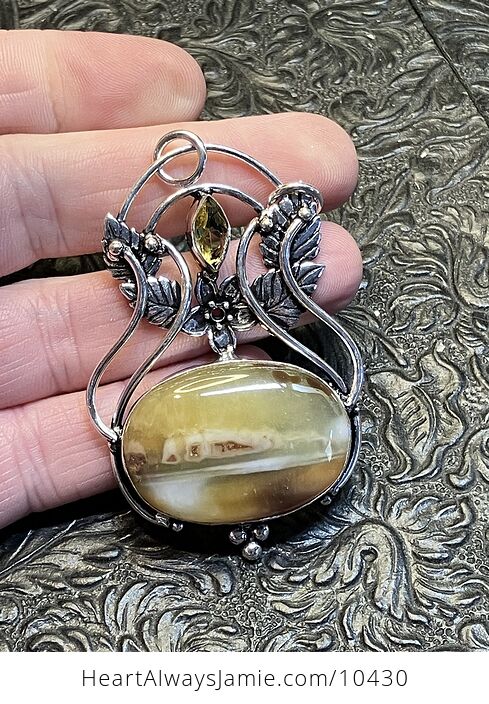 Fairy Themed Yellow Agate Pendant with Flower and Leaves - #ZBLJzFC4ib0-3