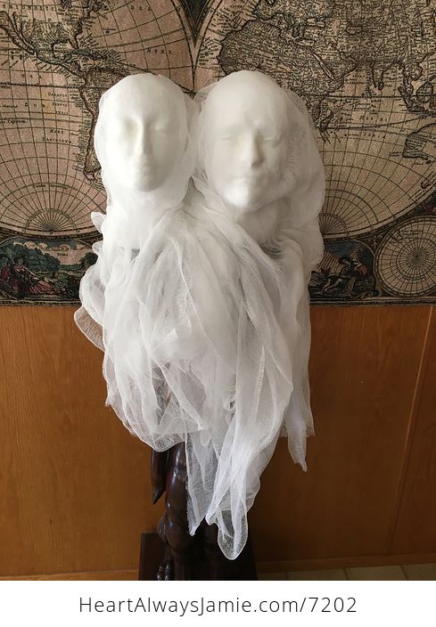 Female Ghost Head Spooky Indoor Halloween Decoration - #X1waPgOgpEU-9