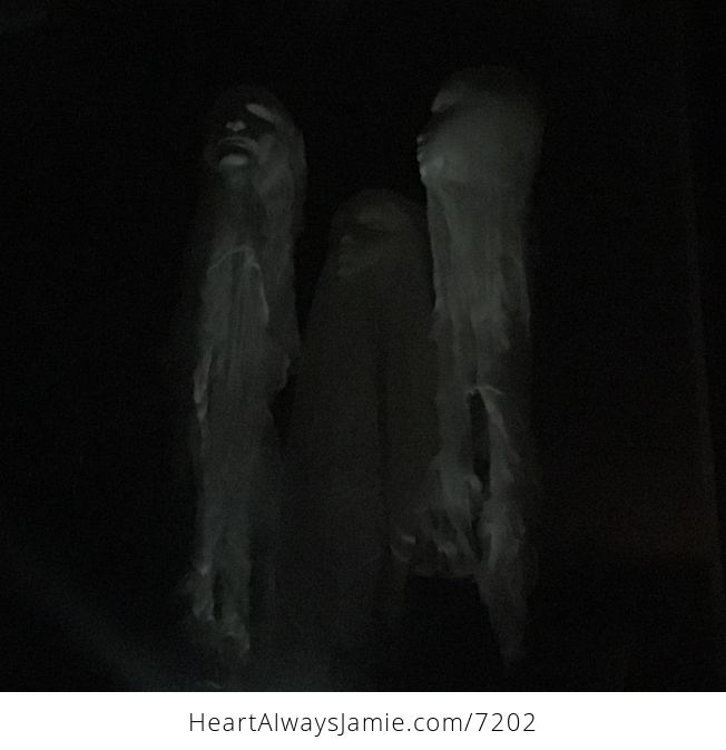 Female Ghost Head Spooky Indoor Halloween Decoration - #X1waPgOgpEU-4