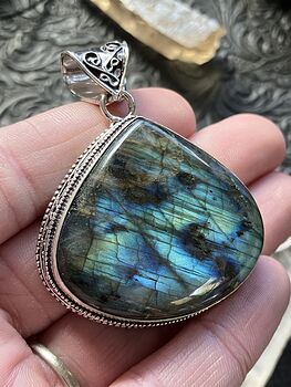 Flashy Labradorite Crystal Stone Jewelry Pendant #7TWMOfwzlTc