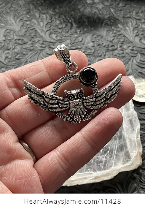 Flying Owl and Black Onyx Crystal Gemstone Stone Jewelry Pendant - #0pzP2NQkK0g-2