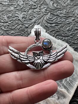 Flying Owl and Labradorite Crystal Gemstone Stone Jewelry Pendant #TgoyQcitRoA