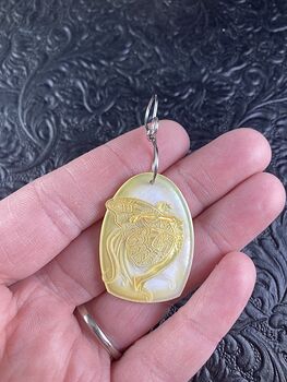 Flying Pixie Fairy Carved in Mother of Pearl Shell Pendant Jewelry #iIH79fk5X6A