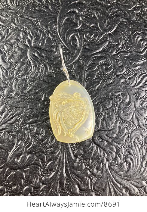 Flying Pixie Fairy Carved in Mother of Pearl Shell Pendant Jewelry - #LJIA7yLo800-4