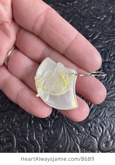 Flying Pixie Fairy Carved in Mother of Pearl Shell Pendant Jewelry - #qvyNCJJquNw-2