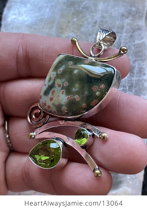 Funky Ocean Jasper and Peridot Crystal Stone Jewelry Pendant - #IOG93AVlMFE-5