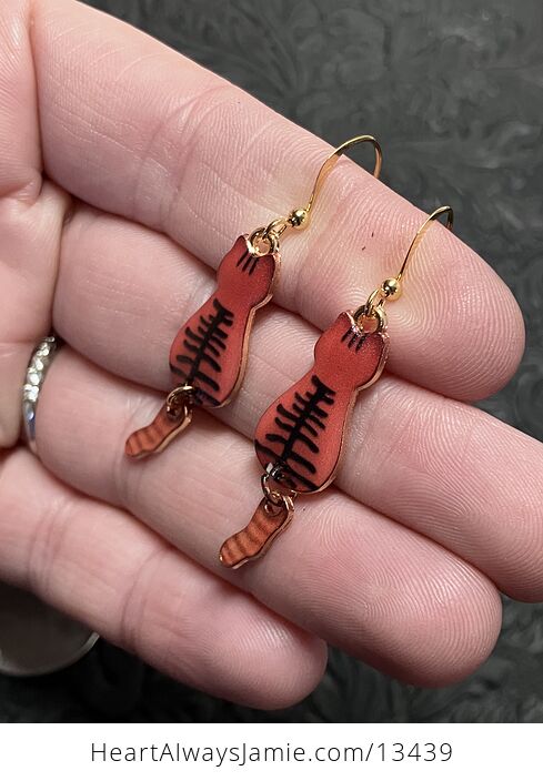 Ginger Orange Tabby Cat Dangly Tail Earrings - #N1zaMvrFhsM-3