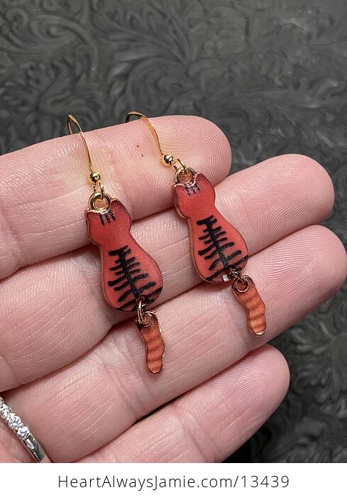 Ginger Orange Tabby Cat Dangly Tail Earrings - #N1zaMvrFhsM-2