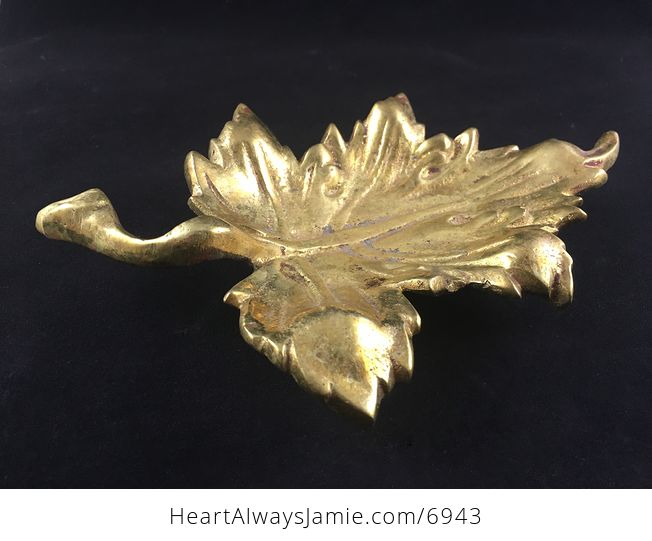 Gold Toned Leaf Jewelry Catch - #MHrRTlfrDgk-3