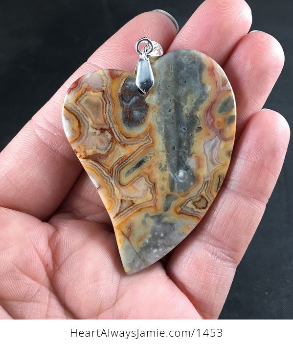 Gorgeous Heart Shaped Orange Red and Gray Crazy Lace Agate Stone Pendant Necklace - #okwPOdN57Q8-2