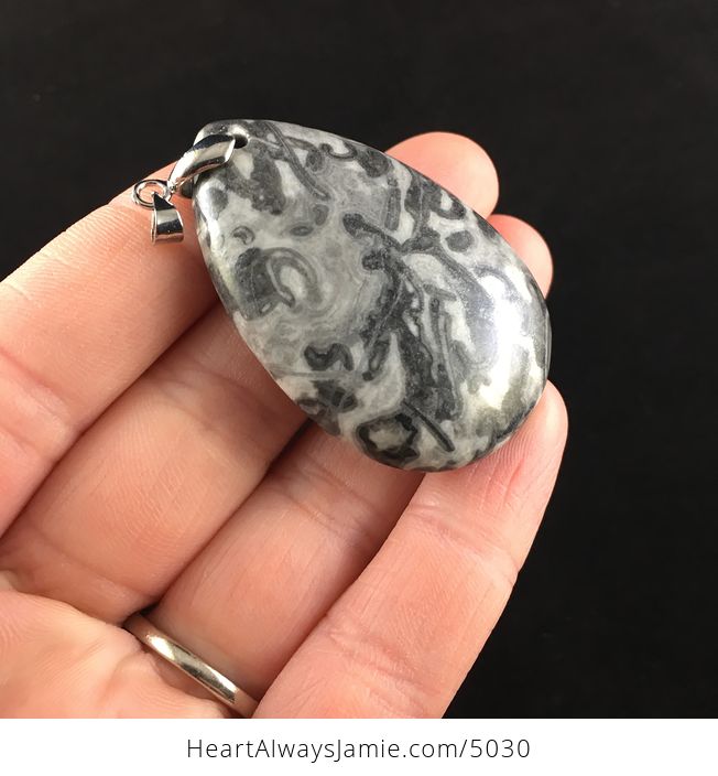 Gray Longfen Stone Jewelry Pendant - #PcenxXaiJhc-4