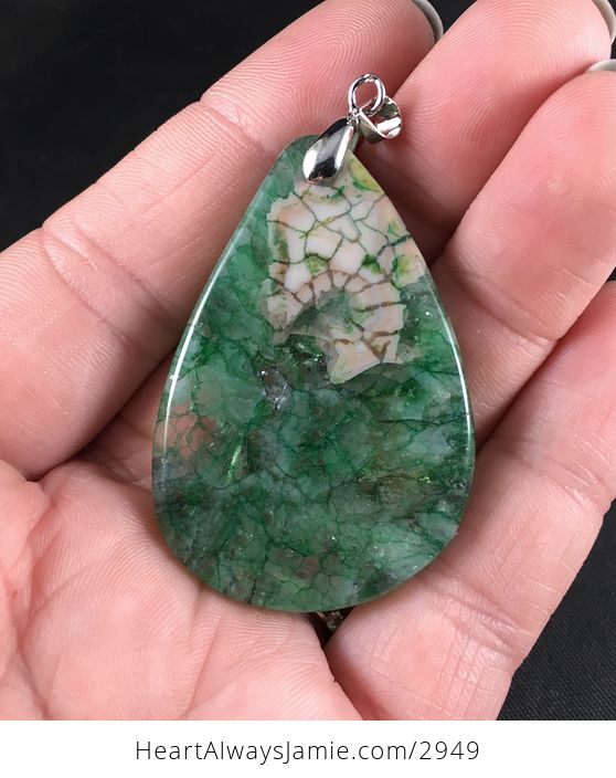 Green and Beige Druzy Agate Stone Pendant Necklace - #19qqPCCC5gc-2
