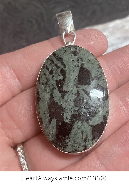 Green and Black Porphyry Stone Crystal Jewelry Pendant - #ypeyaJU5tRc-1