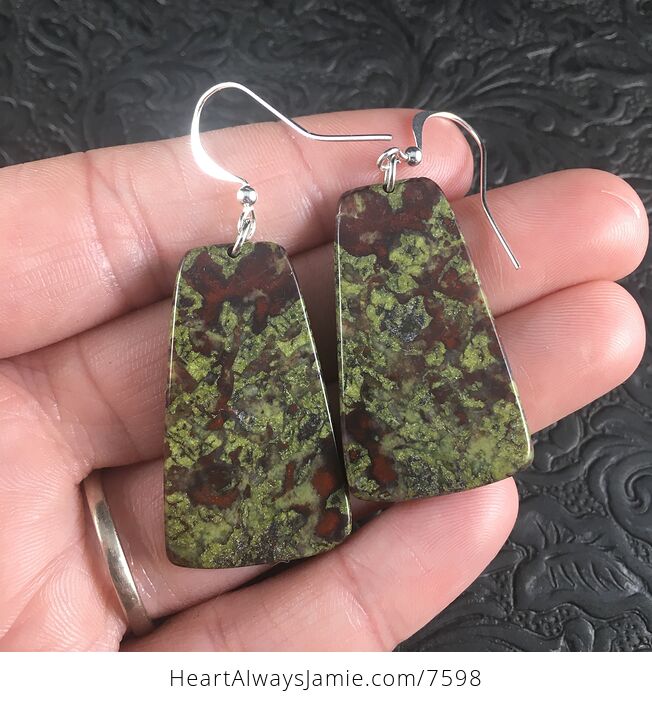 Green and Red African Bloodstone Jewelry Earrings - #CWpOUJM8EUA-1