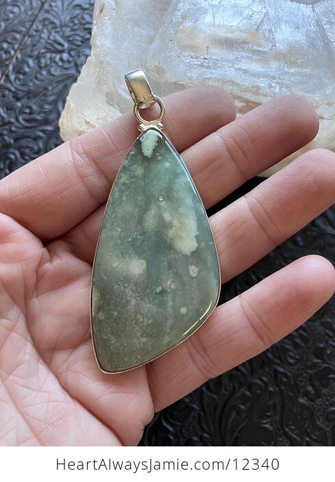 Green and White Chalcedony or Chrysoprase Stone Crystal Jewelry Pendant - #k7vob6C5rec-1