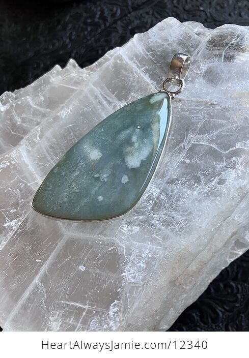 Green and White Chalcedony or Chrysoprase Stone Crystal Jewelry Pendant - #k7vob6C5rec-6