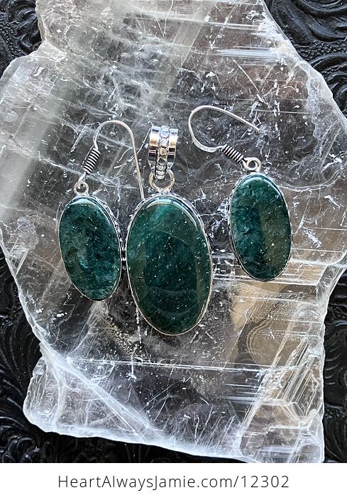 Green Aventurine Crystal Stone Jewelry Pendant and Earrings Set - #qjFbTuIBnio-3