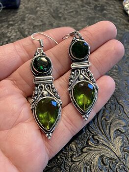 Green Faceted Earrings with Hinges in Silver Plated Setting #LpkTRdGFJuk
