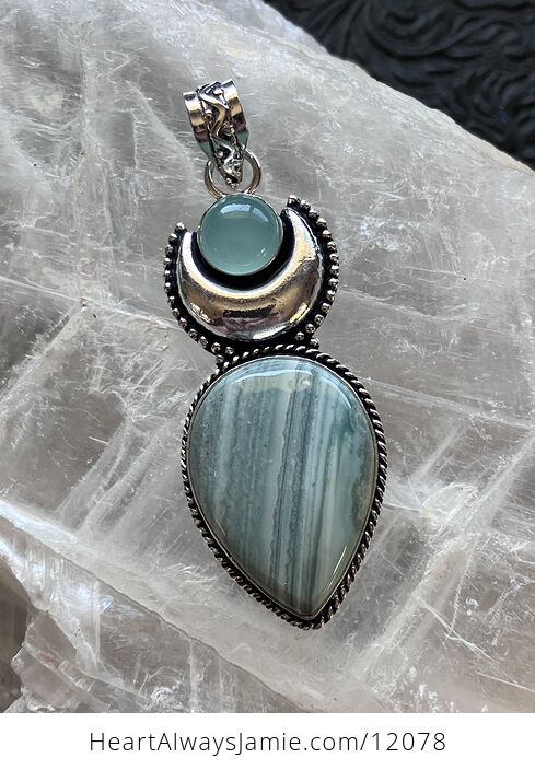 Green Imperial Jasper and Chalcedony Crescent Moon Crystal Stone Jewelry Pendant - #0yCUc4ugUmE-5