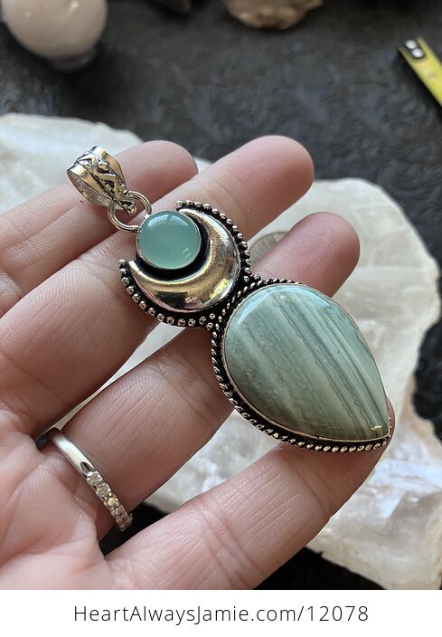 Green Imperial Jasper and Chalcedony Crescent Moon Crystal Stone Jewelry Pendant - #0yCUc4ugUmE-2